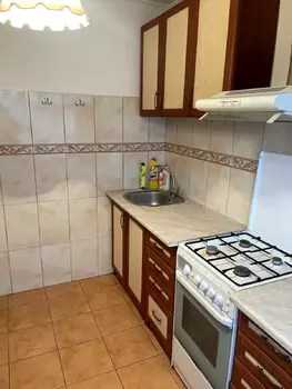 3 ���. ��������, 72 ��. �., 4/9 ����