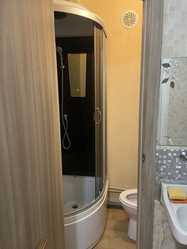 1 ��. ��������, 19 ��. �., 4/5 ������
