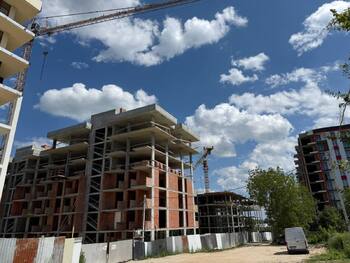 1 . , 43,94 . ., 4/5 