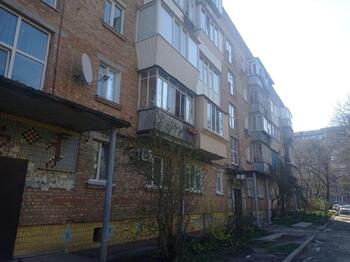 1 ��. ��������, 28 ��. �., 5/5 ������