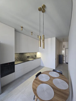 1 ��. ��������, 53 ��. �., 27/36 ������