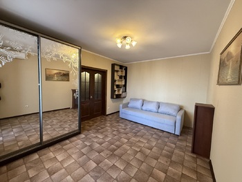 1 ���. ��������, 45 ��. �., 12/16 ����