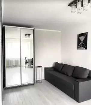 1 ���. ��������, 28 ��. �., 5/5 ����