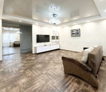 3 ��. ��������, 95 ��. �., 9/9 ������