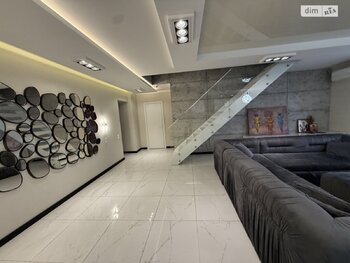 5 ��. ��������, 200 ��. �., 9/9 ������