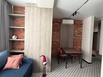 1 ���. ��������, 40 ��. �., 4/10 ����