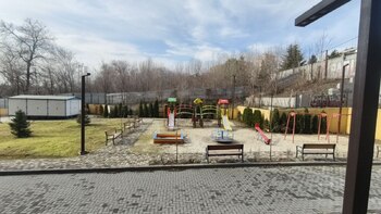 2 ��. ��������, 65 ��. �., 1/12 ������