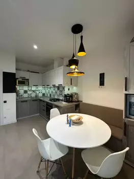 3 ��. ��������, 109 ��. �., 5/10 ������