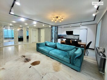 3 ��. ��������, 91 ��. �., 4/8 ������