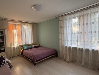 3 ���. ��������, 74 ��. �., 4/5 ����