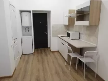 1 ��. ��������, 18 ��. �., 2/3 ������