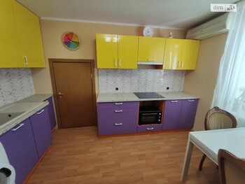 3 ��. ��������, 120 ��. �., 7/7 ������