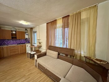 2 ���. ��������, 44,9 ��. �., 1/5 ����