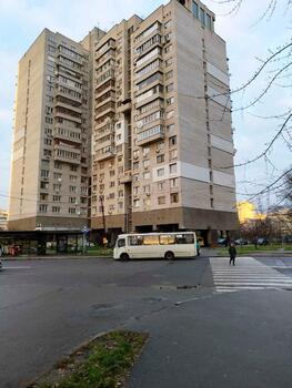 1 ���. ��������, 42.3 ��. �., 7/25 ����