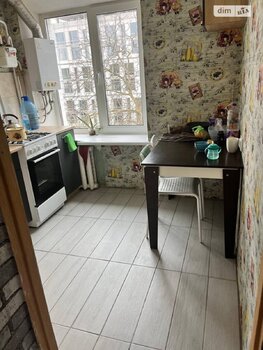 3 ���. ��������, 50 ��. �., 5/5 ����