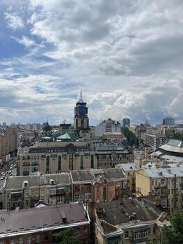 3 ��. ��������, 144 ��. �., 9/10 ������