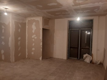 , , , 81 <sup>2</sup>, 1/3 