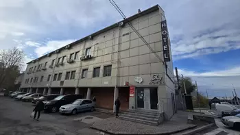 , 340 <sup>2</sup>, 1/1 