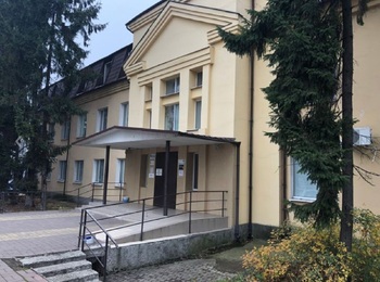 4400 �<sup>2</sup>, 1/3 ������