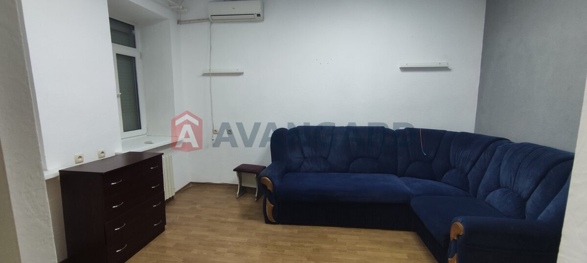 1 ��. ��������, 40/-/10 ��. �., 1/2 ������ ���� 18