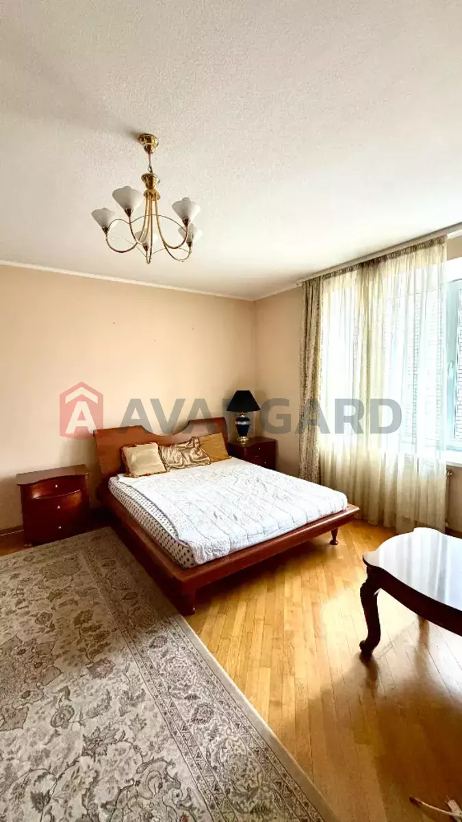 3 ����. ��������, 130/-/- ��. �., 4/14 ���� ���� 15