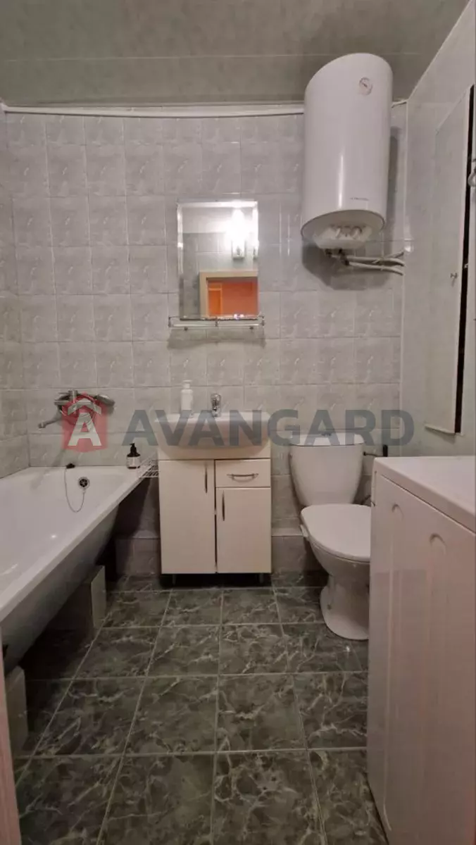 1 ����. ��������, 40/-/9 ��. �., 12/12 ���� ���� 5