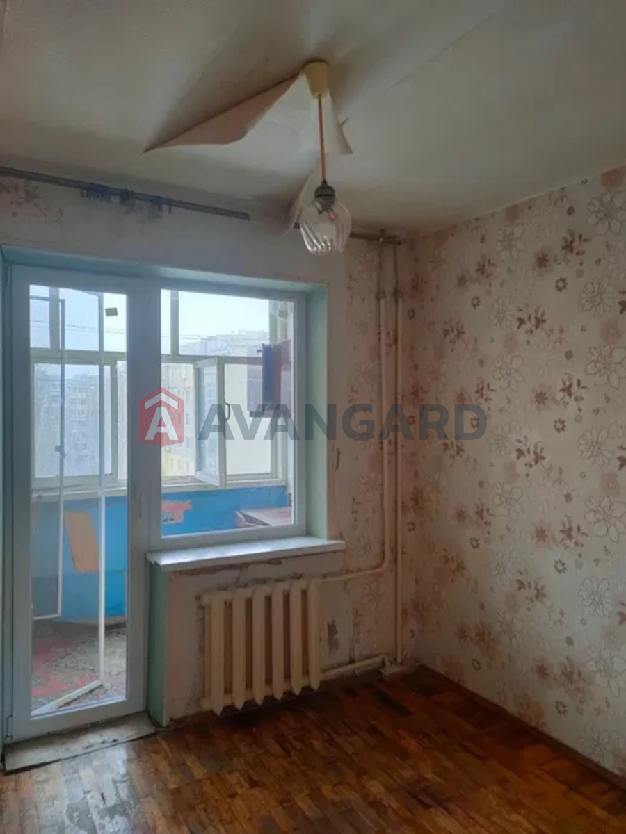 3 ��. ��������, 75/-/18 ��. �., 7/9 ������ ���� 11