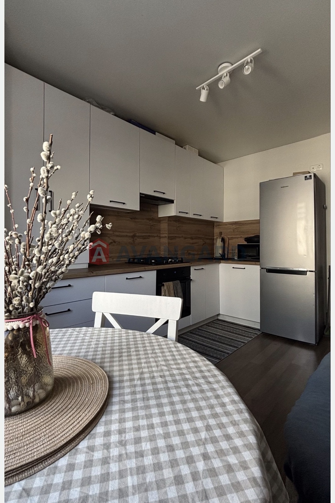 2 ����. ��������, 55/40/10 ��. �., 5/11 ���� ���� 3