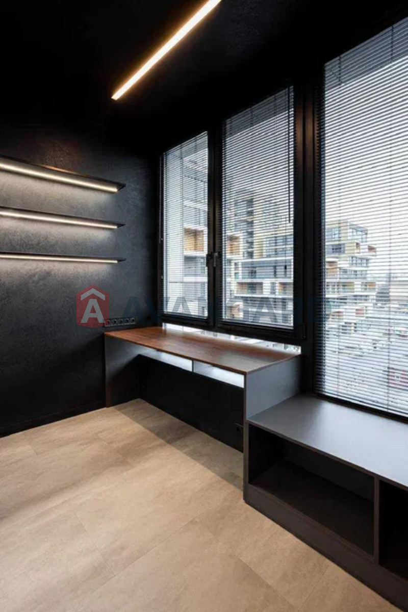 1 ��. ��������, 50/-/22 ��. �., 4/7 ������ ���� 11