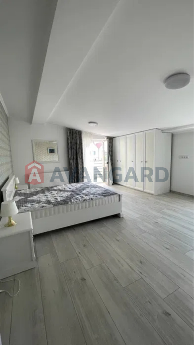 3 ����. ��������, 137/-/- ��. �., 1/3 ���� ���� 2