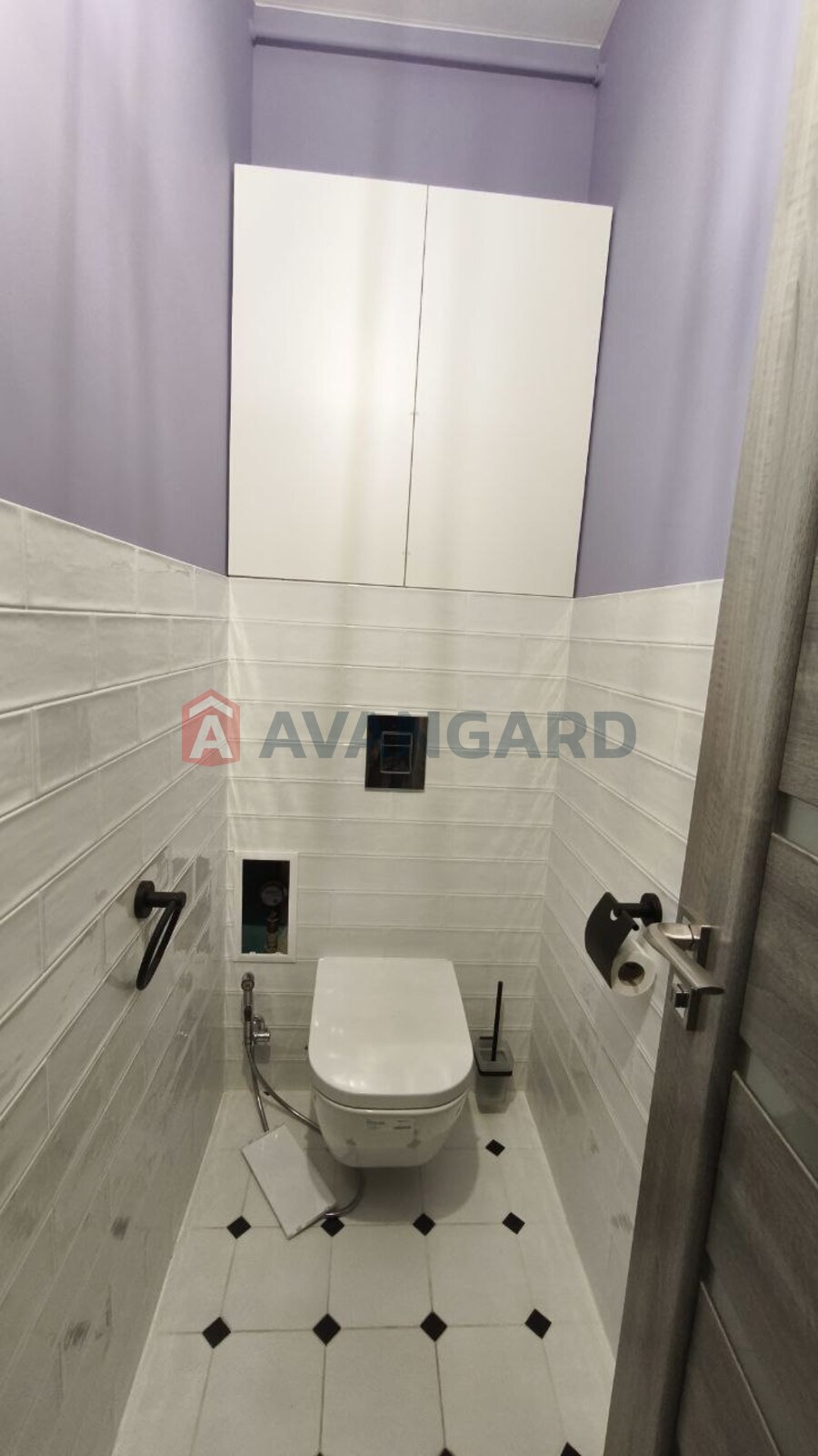 2 ��. ��������, 56/-/8 ��. �., 5/5 ������ ���� 10