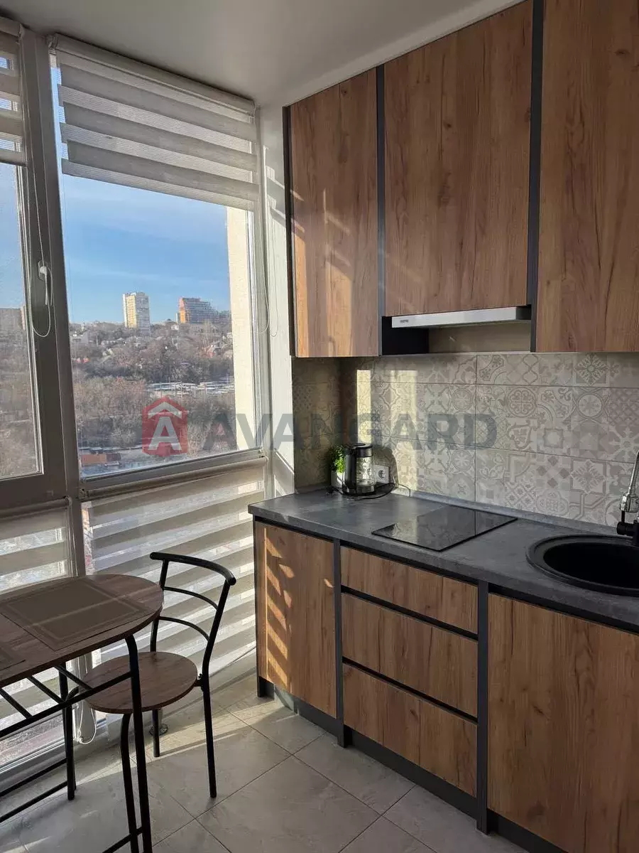 1 ��. ��������, 29/-/12 ��. �., 14/16 ������ ���� 1