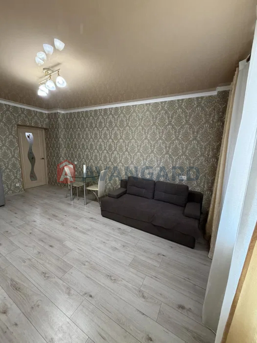 1 ��. ��������, 62/-/22 ��. �., 8/12 ������ ���� 17