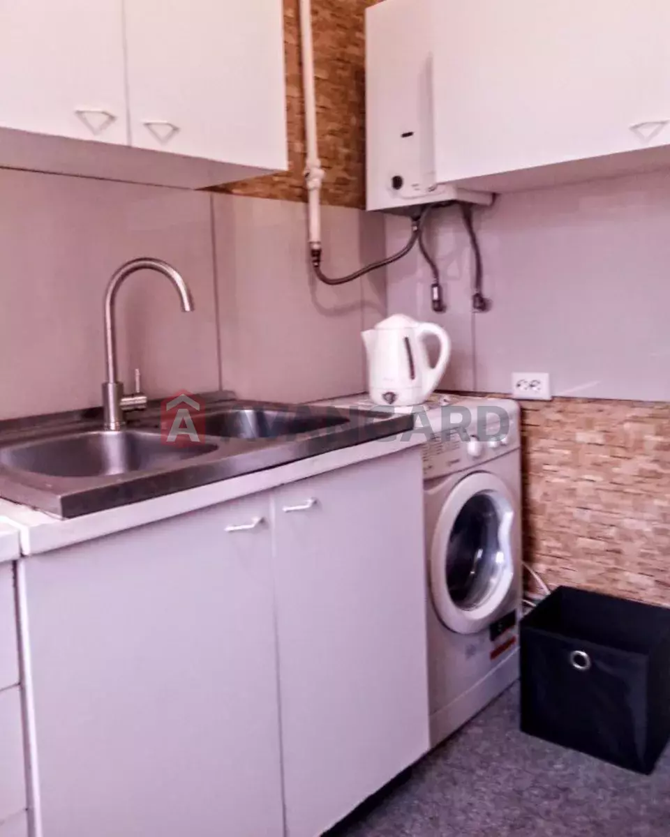 2 кім. квартира, 60/-/10 кв. м., 1/3 поверх фото 3 2 кім. квартира, 60/-/10 кв. м., 1/3 поверх фото 3