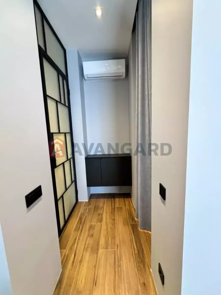 3 ��. ��������, 70/40/15 ��. �., 4/19 ������ ���� 9