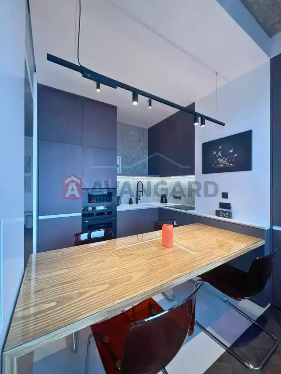 3 ��. ��������, 70/-/- ��. �., 7/12 ������ ���� 6