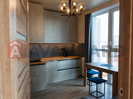 2 ��. ��������, 45/-/- ��. �., 8/13 ������ ���� 1