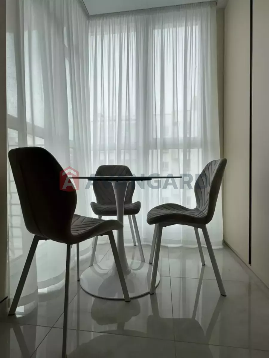 2 ����. ��������, 45/-/- ��. �., 8/10 ���� ���� 5