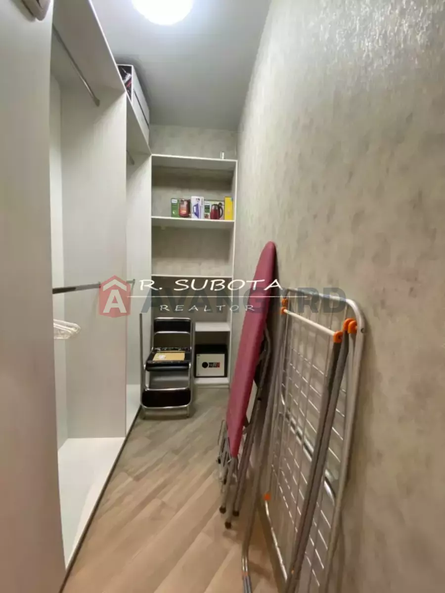 2 ��. ��������, 60/40/20 ��. �., 14/18 ������ ���� 6