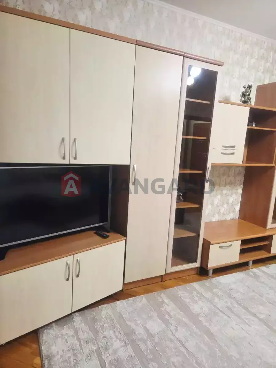 1 ��. ��������, 52/20/11 ��. �., 7/10 ������ ���� 10