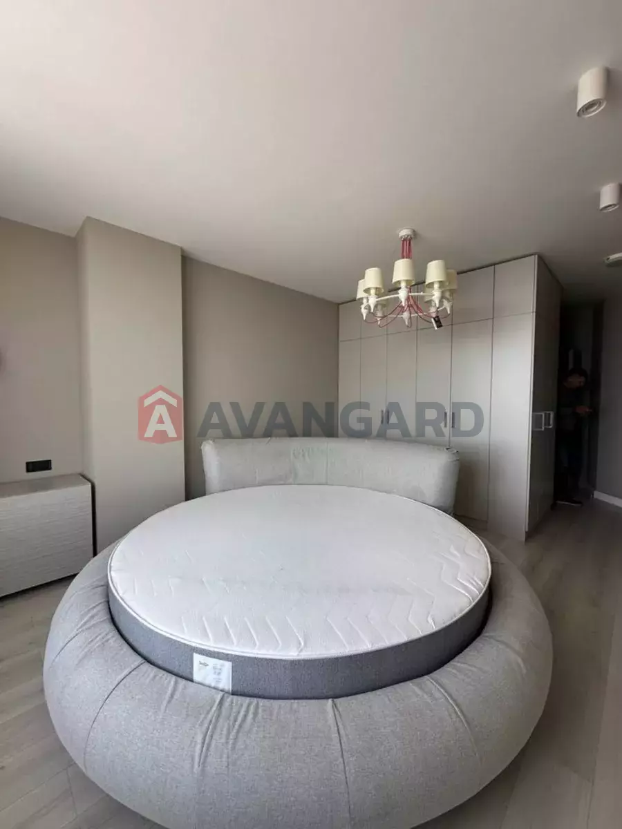 3 ��. ��������, 110/-/10 ��. �., 10/20 ������ ���� 8