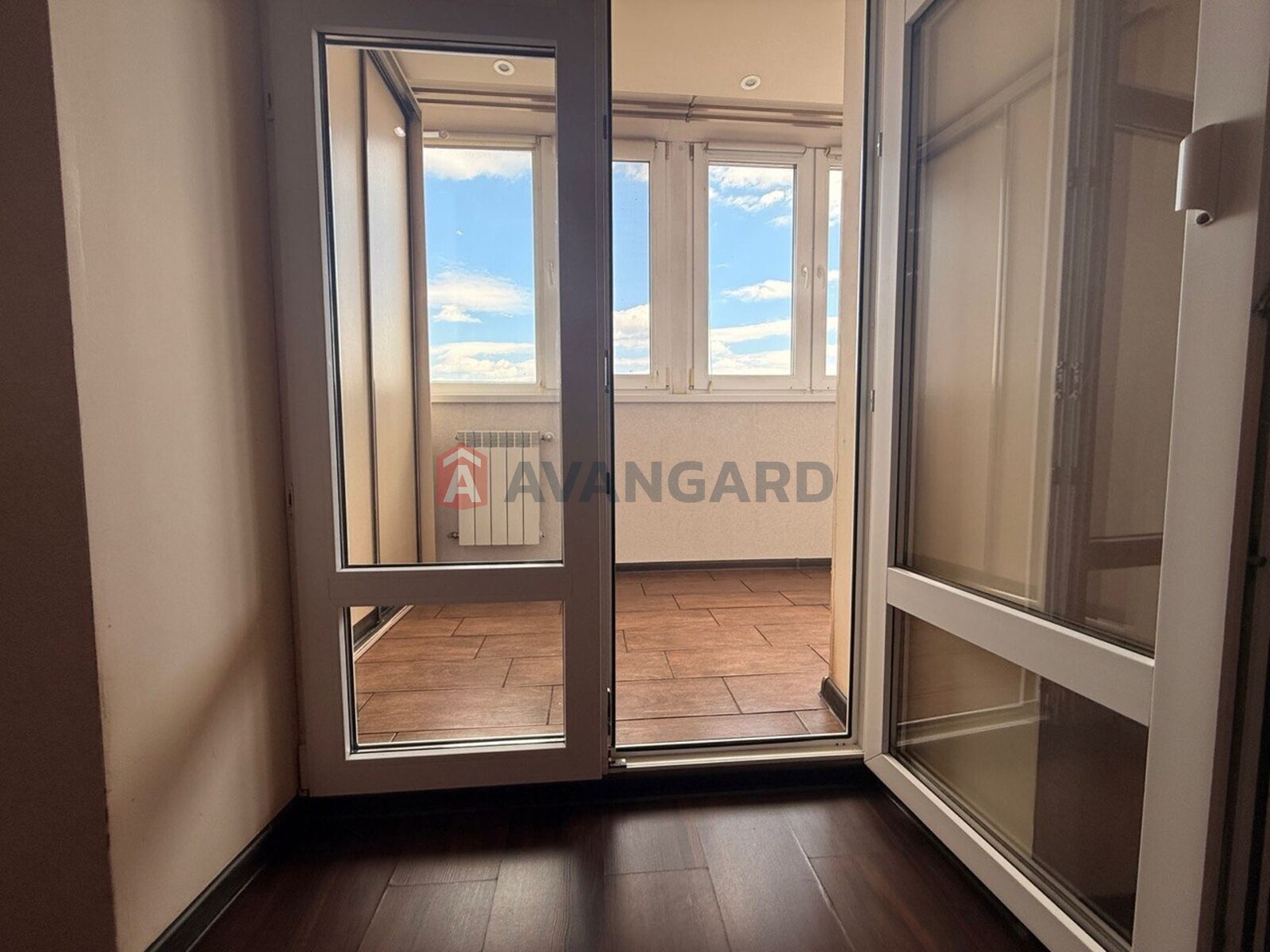 1 ��. ��������, 40/-/10 ��. �., 9/9 ������ ���� 13