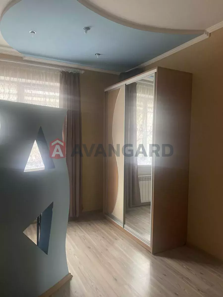 2 ����. ��������, 64/-/8 ��. �., 2/2 ���� ���� 6