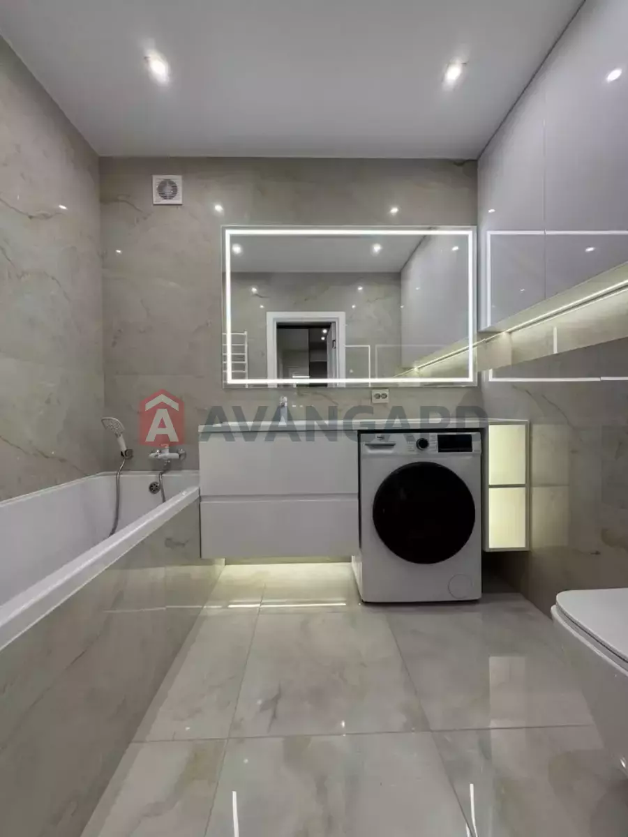 2 ����. ��������, 45/-/- ��. �., 8/10 ���� ���� 6