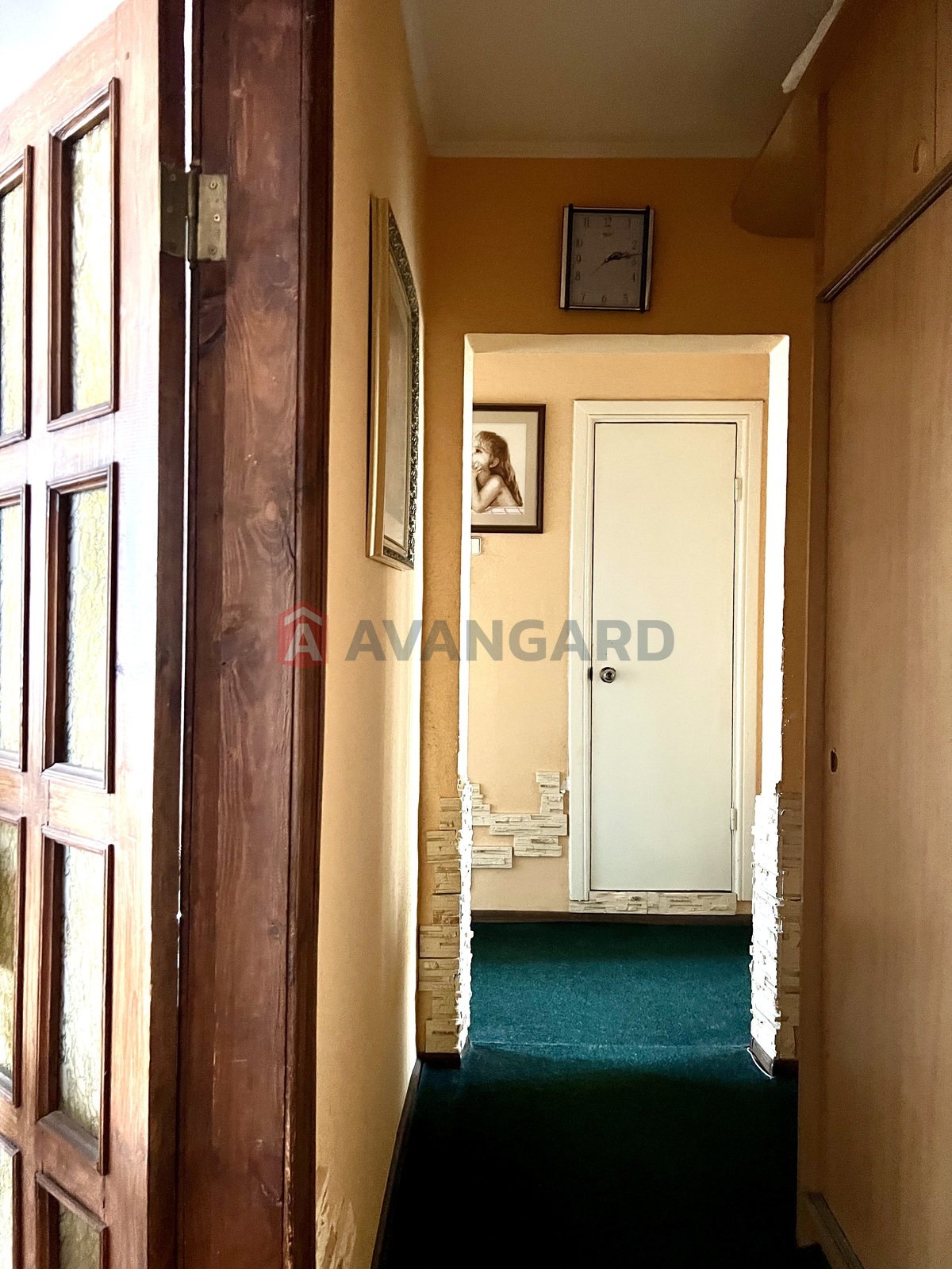 3 ��. ��������, 68/48/9 ��. �., 7/10 ������ ���� 11