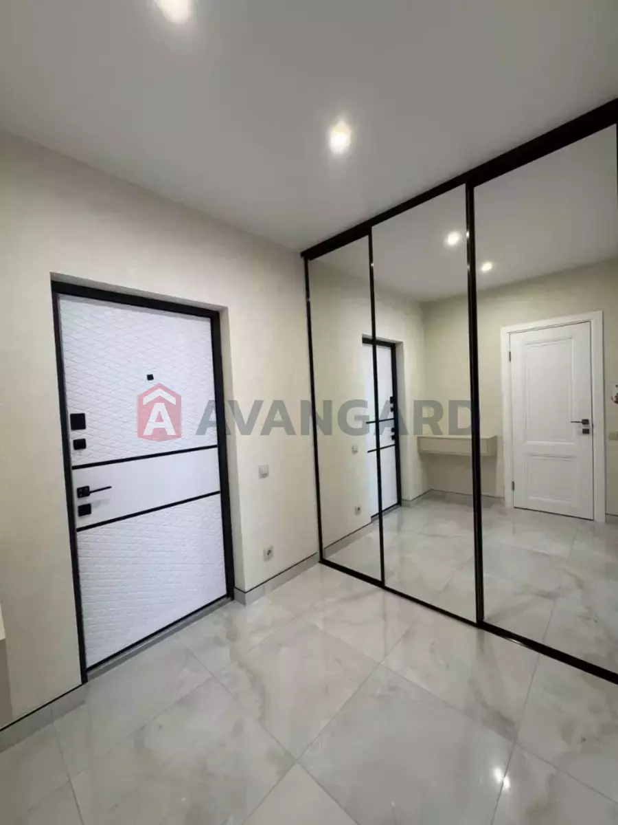 2 ����. ��������, 45/-/- ��. �., 8/10 ���� ���� 9