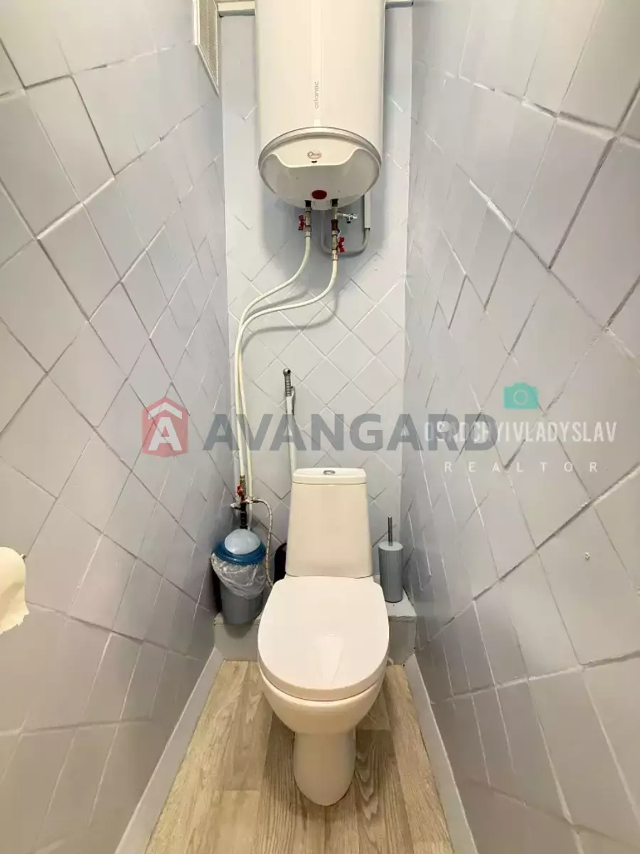 3 ��. ��������, 64/-/- ��. �., 2/9 ������ ���� 19