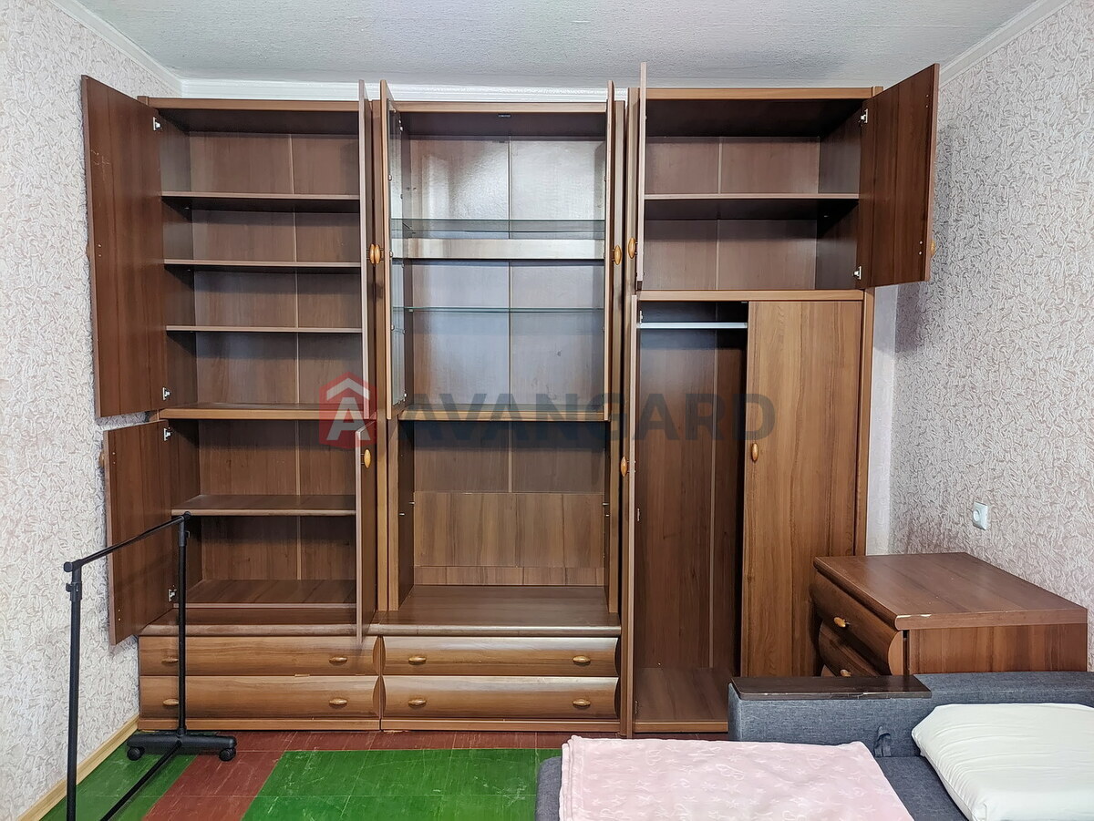 1 ��. ��������, 36/18/7 ��. �., 12/16 ������ ���� 18