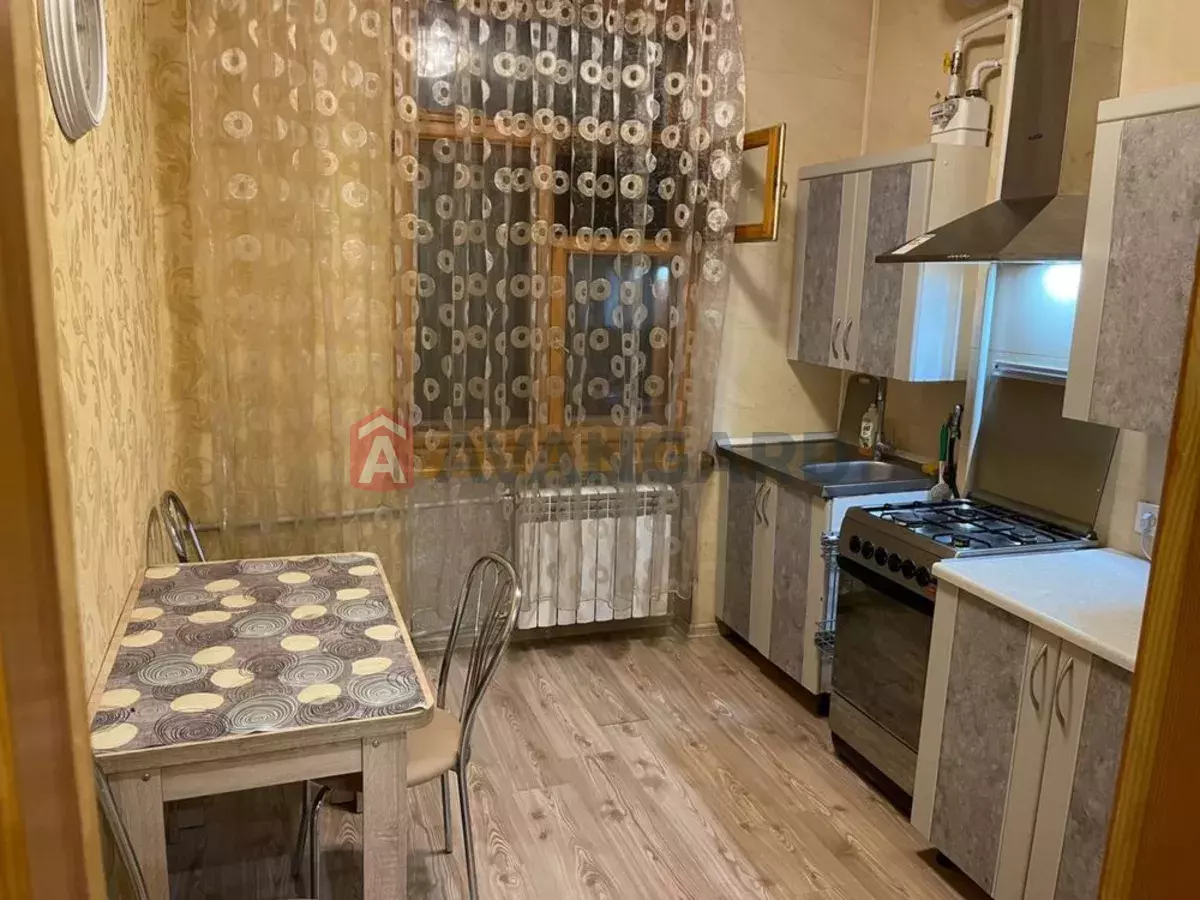 2 ��. ��������, 50/-/10 ��. �., 5/5 ������ ���� 1