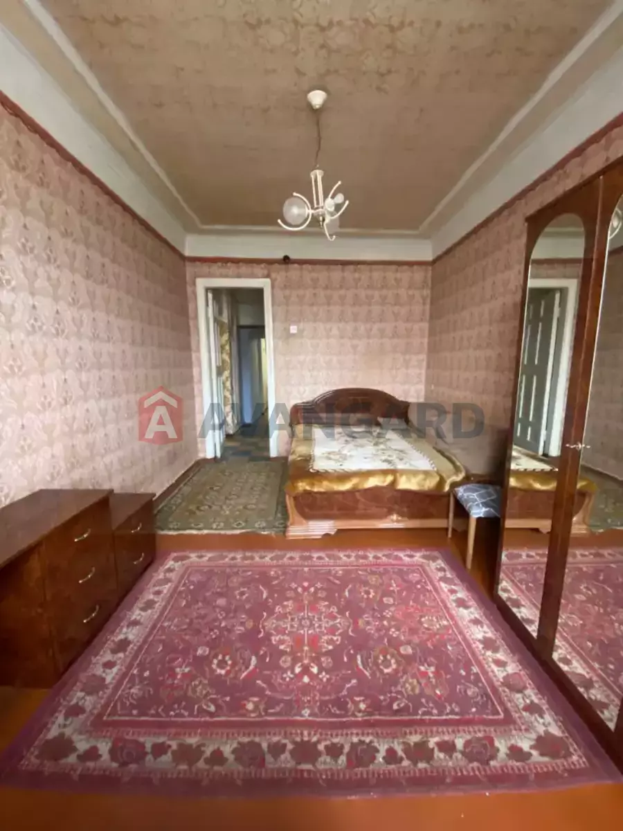 2 ����. ��������, 62/-/- ��. �., 4/5 ���� ���� 4